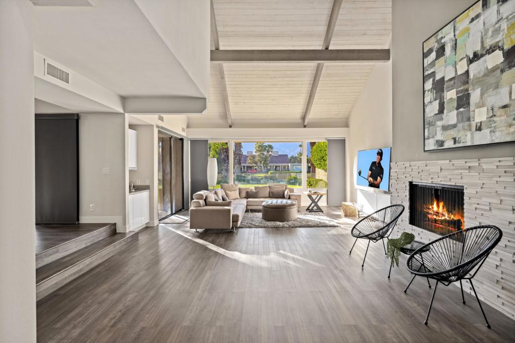 132 Desert West Drive