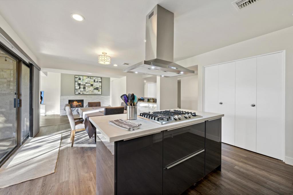 132 Desert West Drive