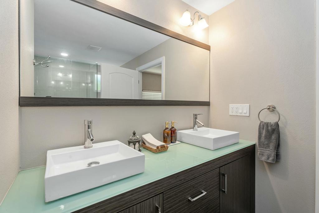 73310 Indian Creek Way