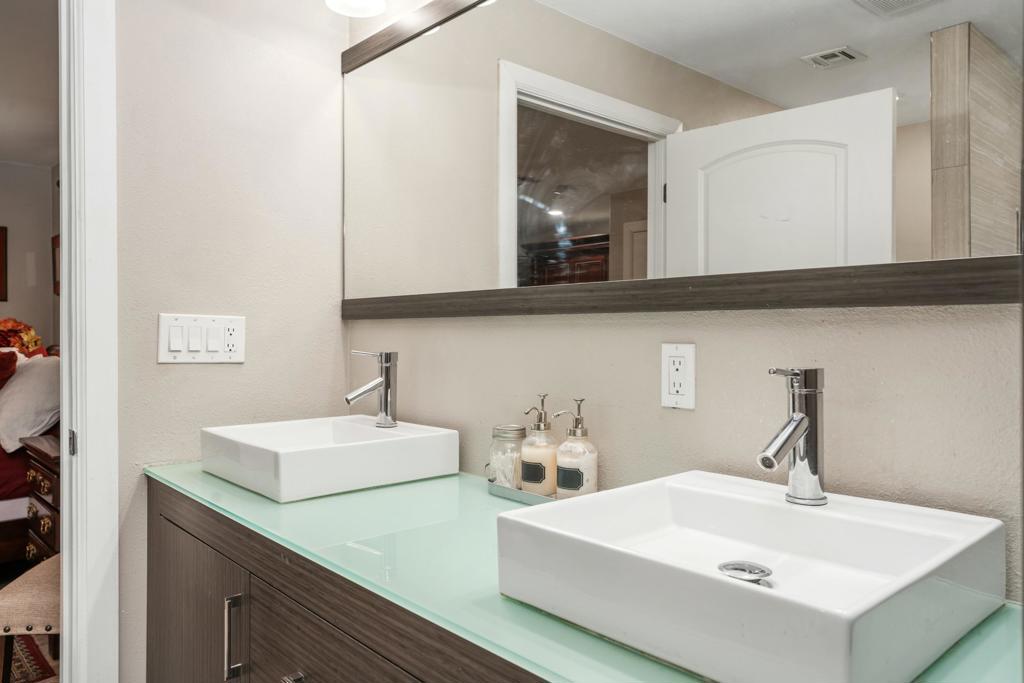 73310 Indian Creek Way