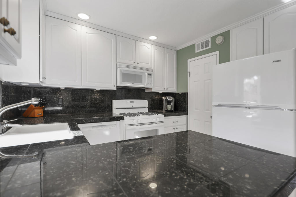 73107 Alice Marble Lane