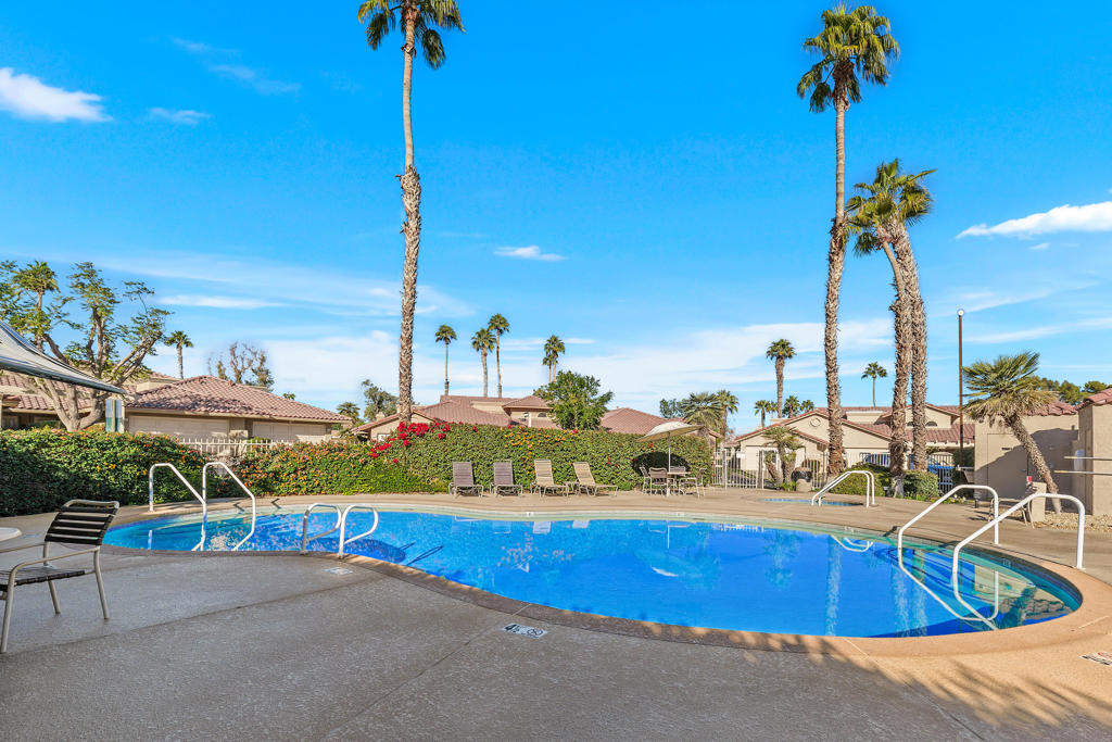 77601 Woodhaven Drive N