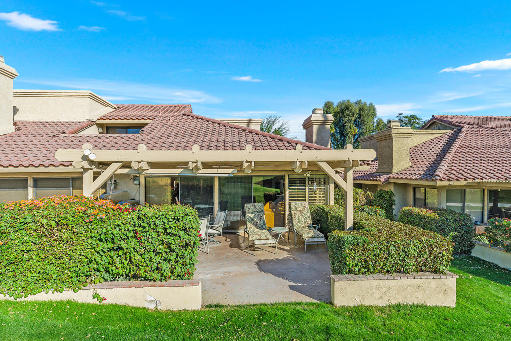 77601 Woodhaven Drive N