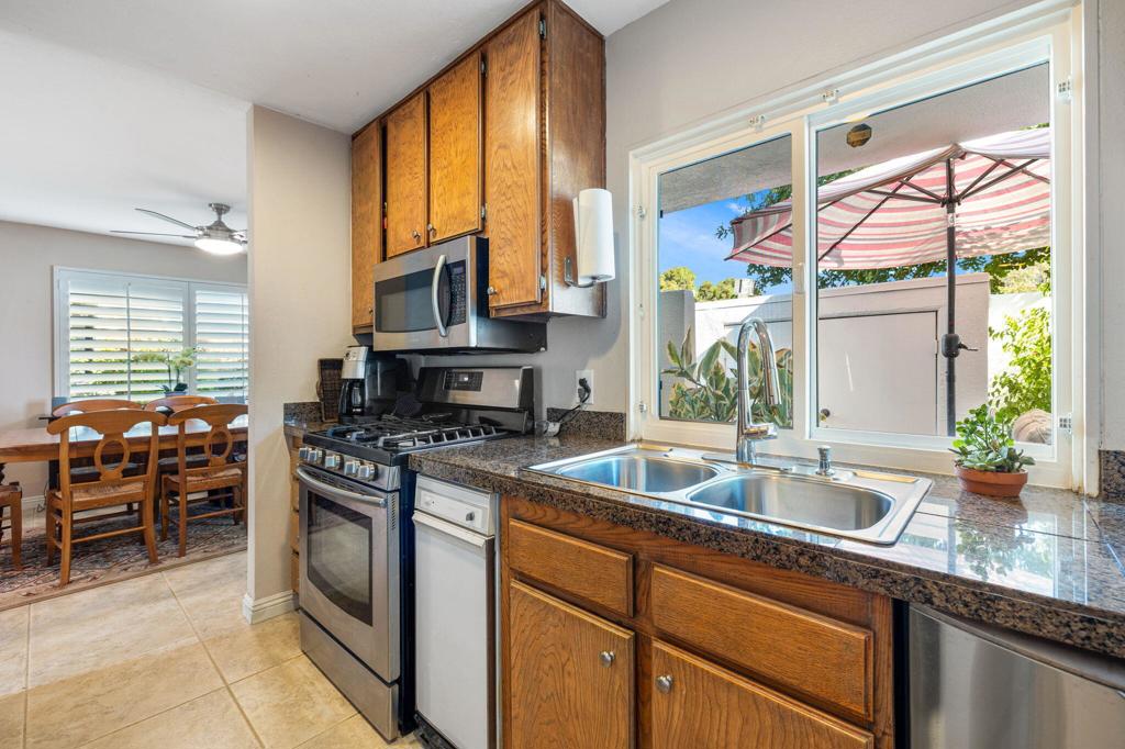 48816 Desert Flower Drive