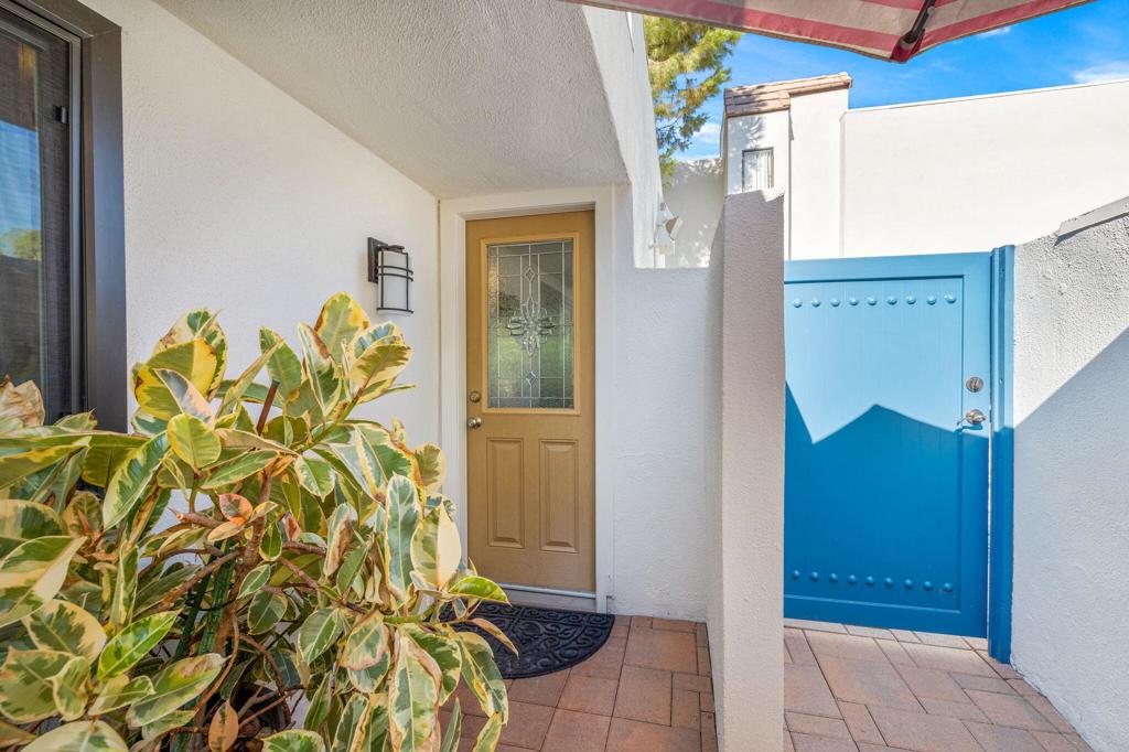 48816 Desert Flower Drive