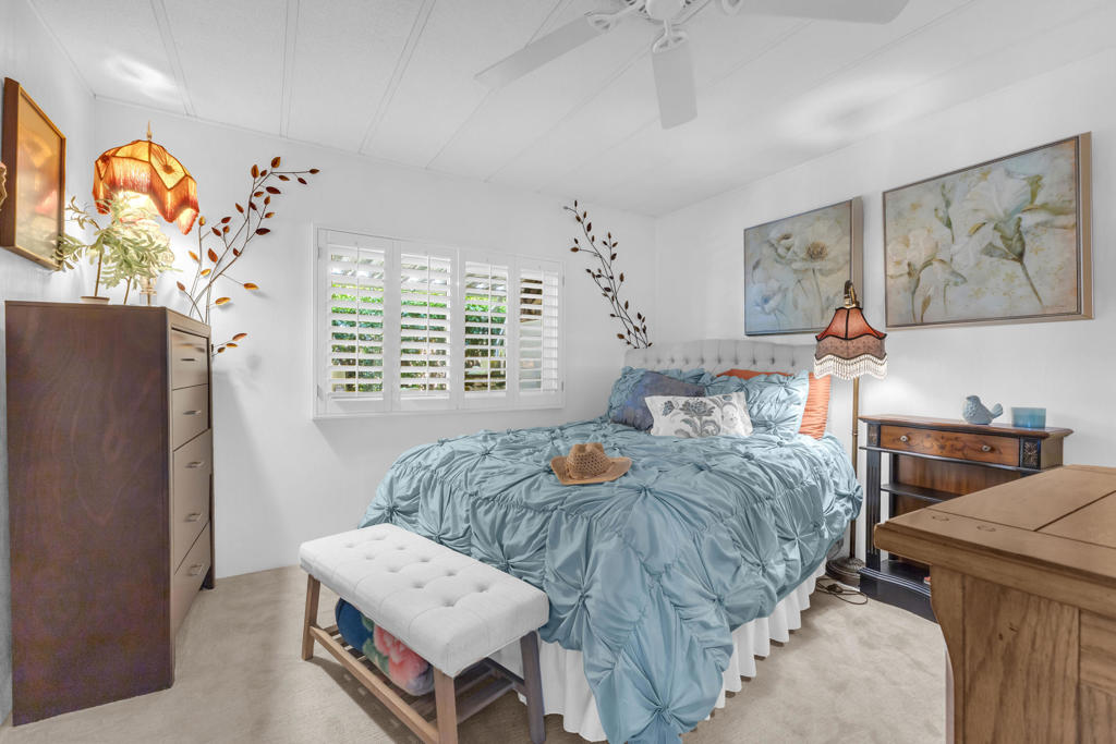 42535 Tungsten Place