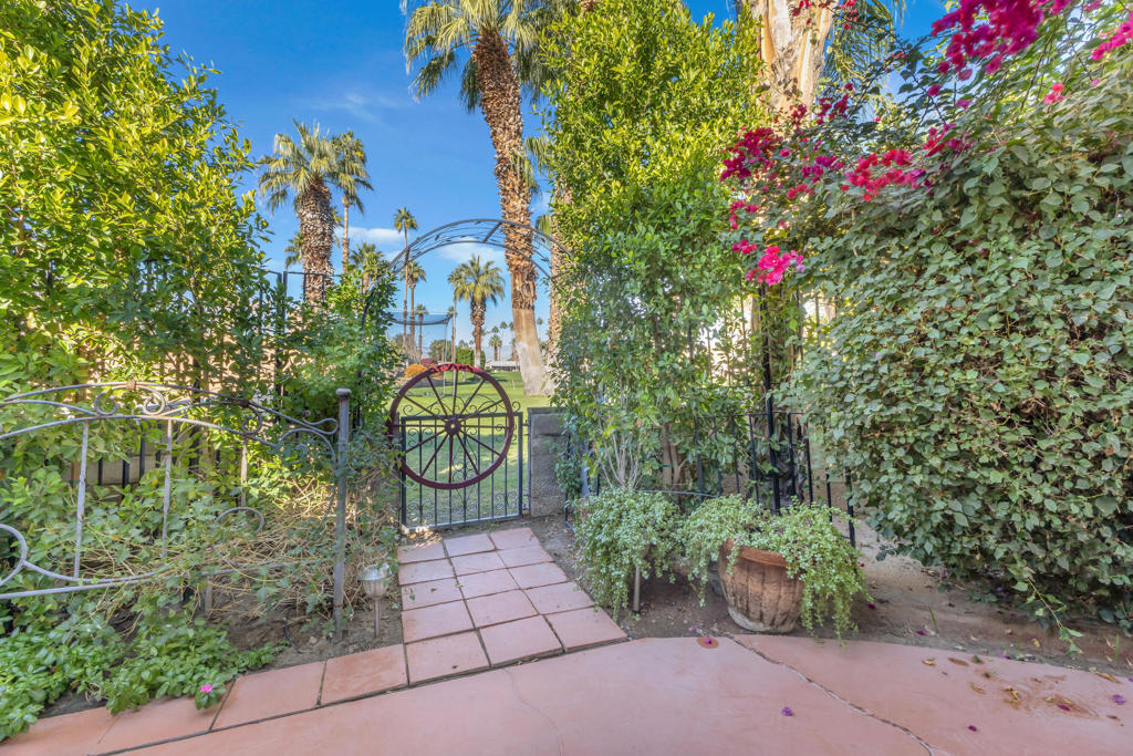 42535 Tungsten Place