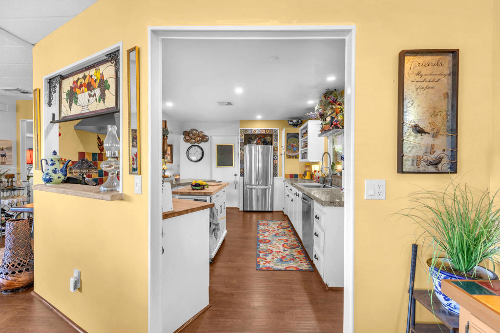 42535 Tungsten Place