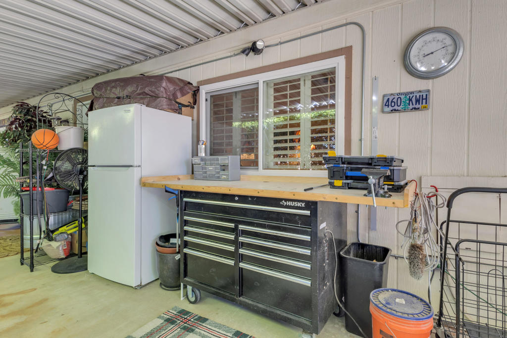 42535 Tungsten Place