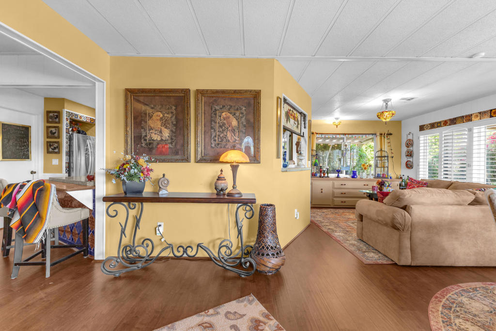 42535 Tungsten Place