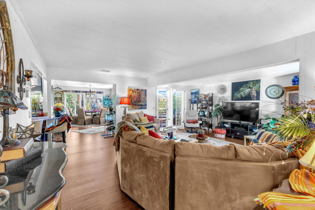 42535 Tungsten Place