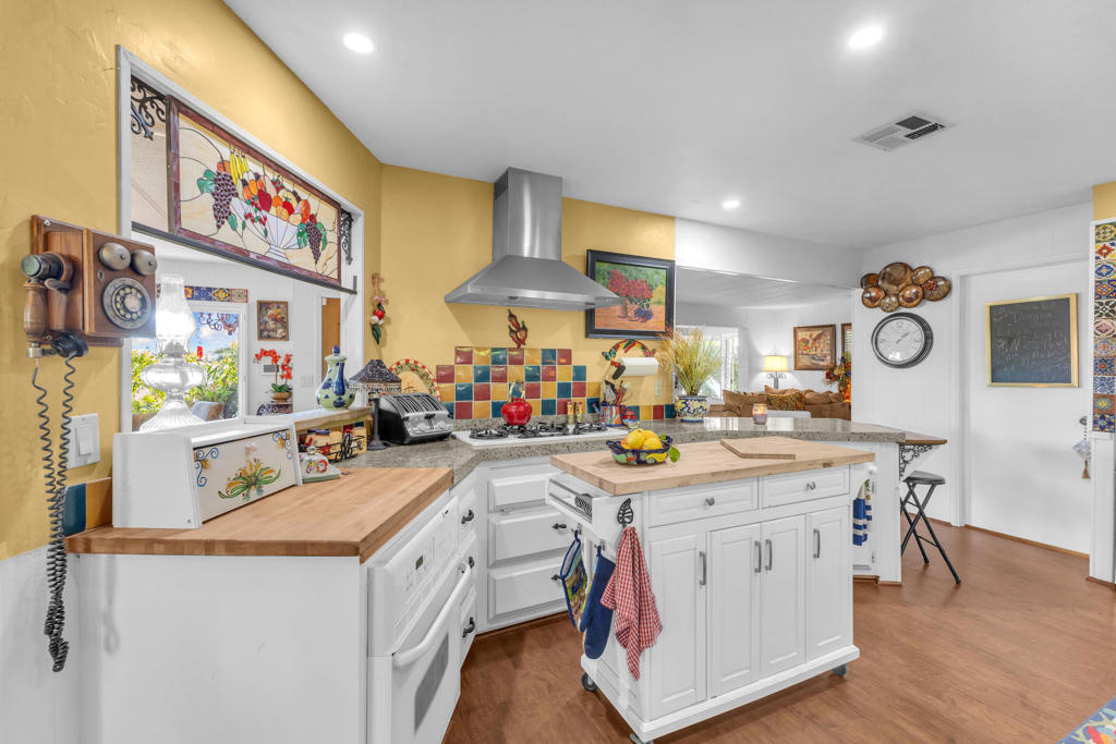 42535 Tungsten Place