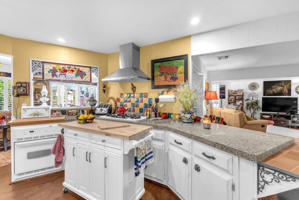 42535 Tungsten Place