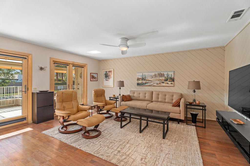 73072 Helen Moody Lane