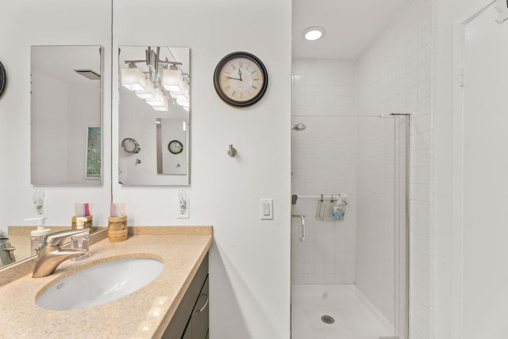 73072 Helen Moody Lane