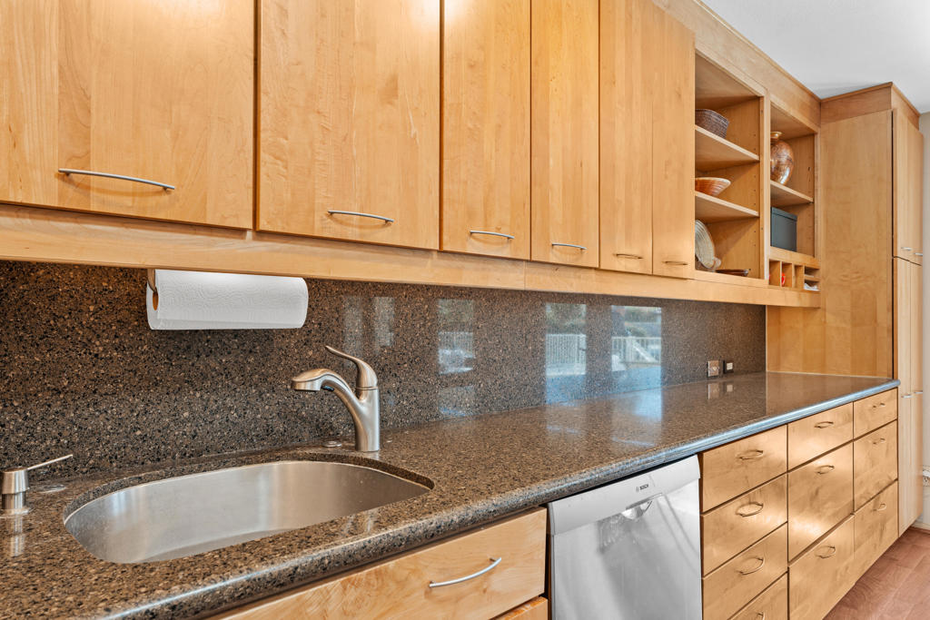 73072 Helen Moody Lane