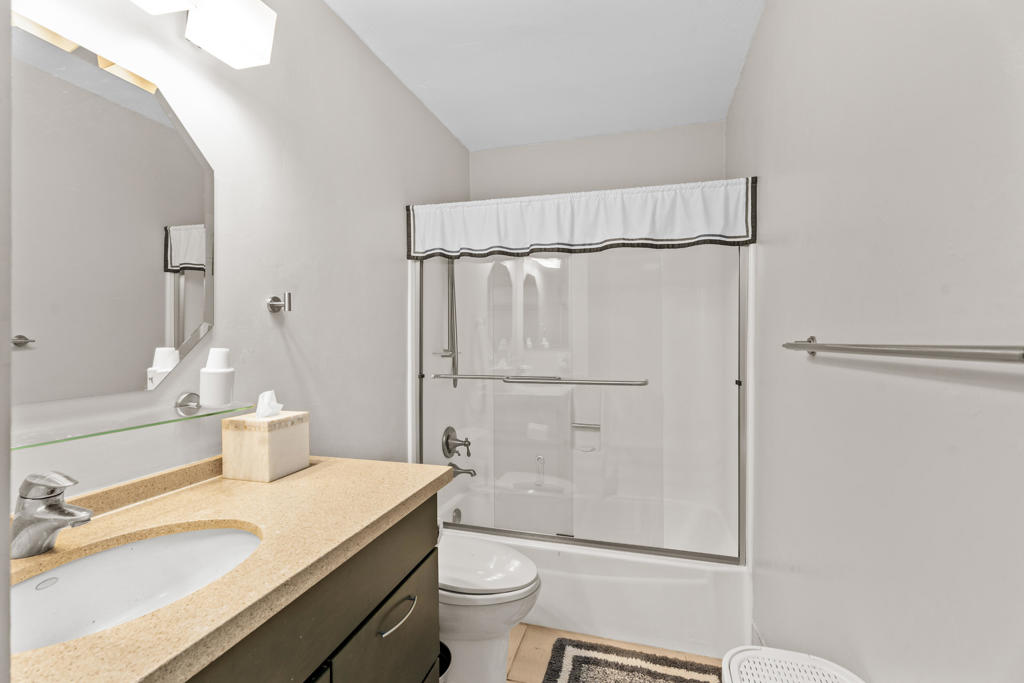 73072 Helen Moody Lane