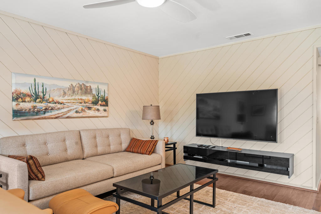 73072 Helen Moody Lane