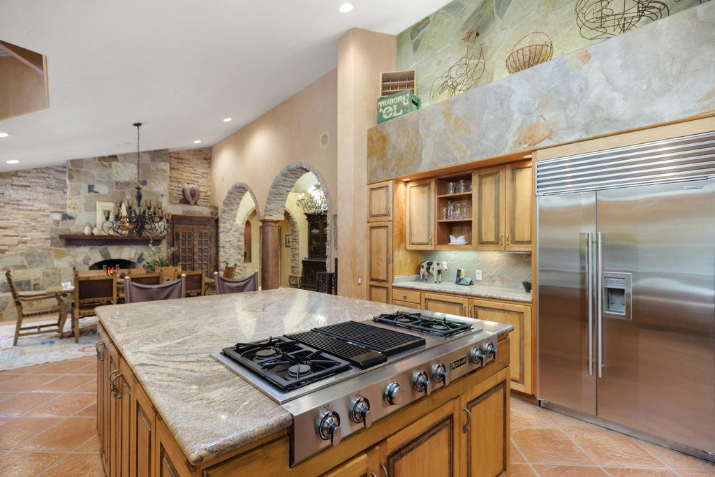 40650 Desert Creek Lane Lane