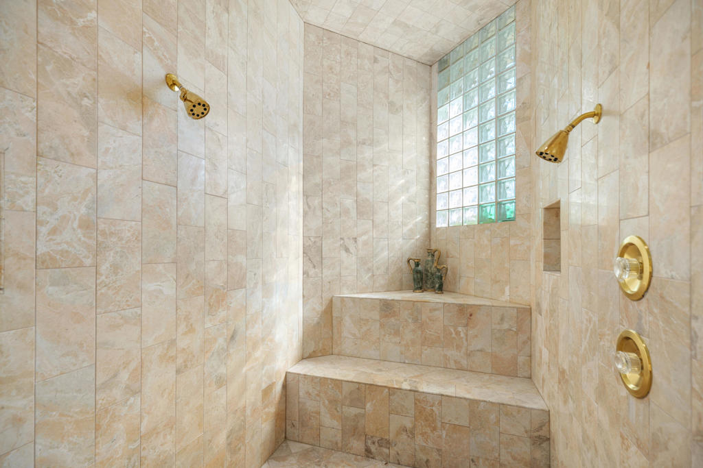 40650 Desert Creek Lane Lane