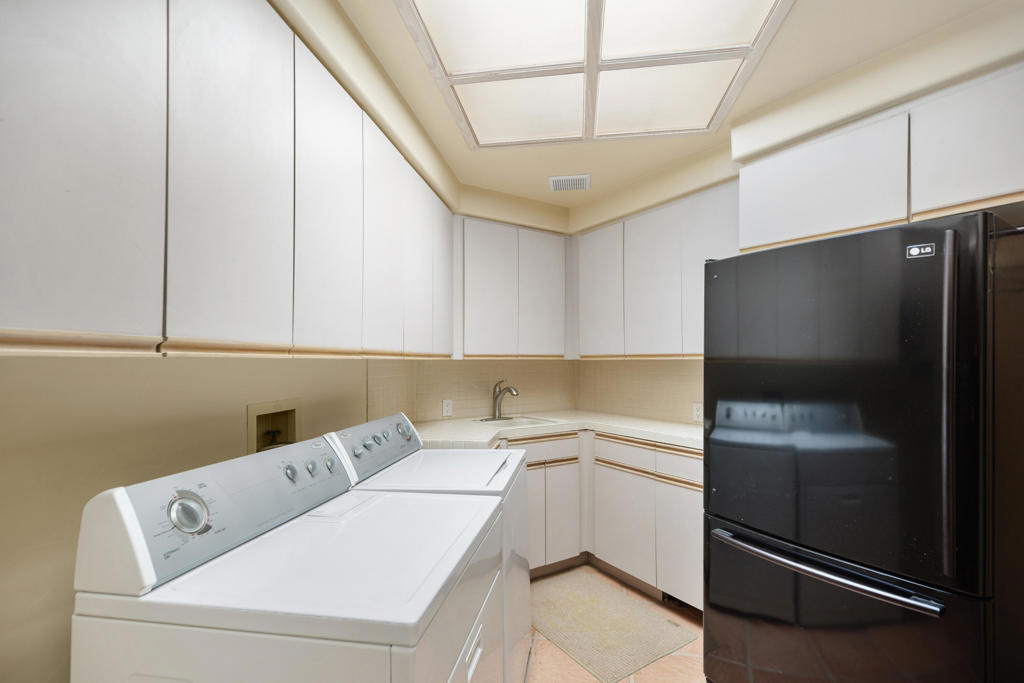 40650 Desert Creek Lane Lane