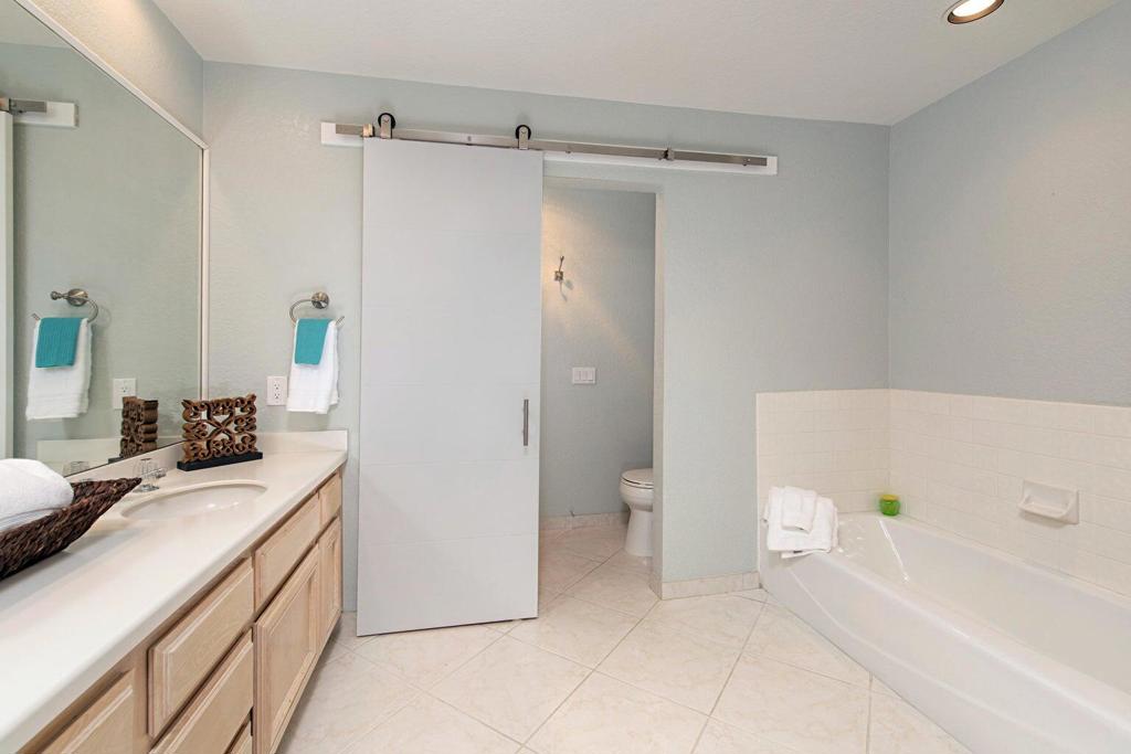 78985 Montego Bay Circle