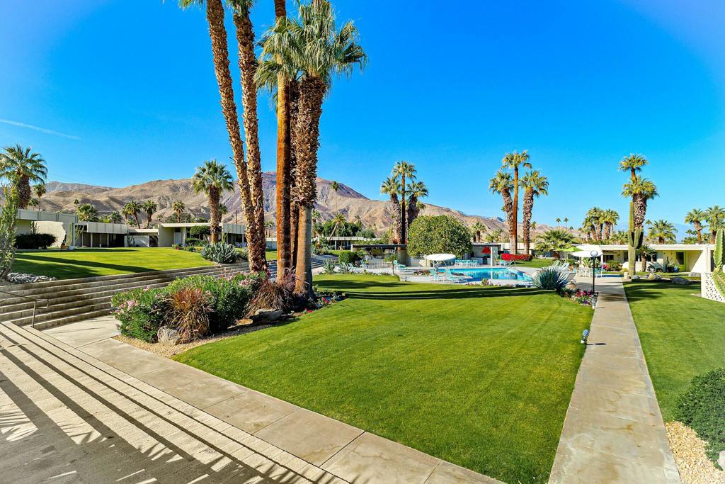 381 Sandpiper Street