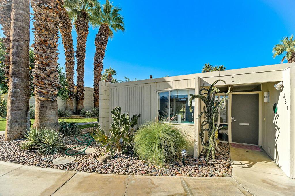 381 Sandpiper Street