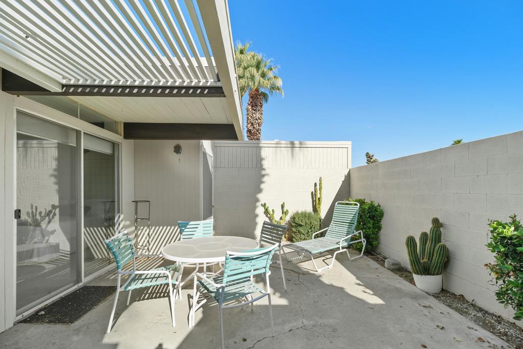 381 Sandpiper Street