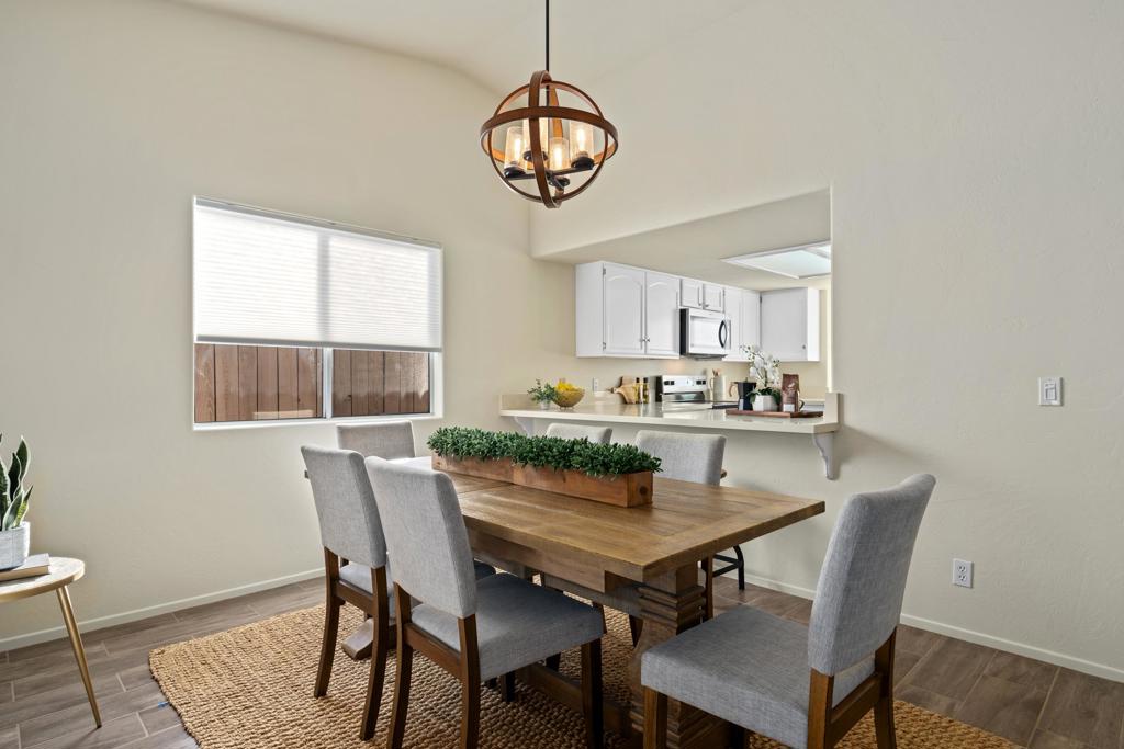 52640 Avenida Vallejo