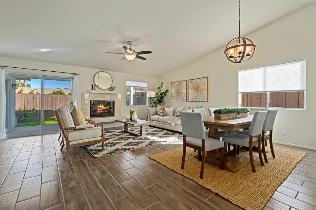 52640 Avenida Vallejo