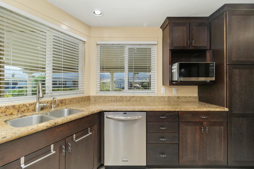 39138 Desert Greens Drive E