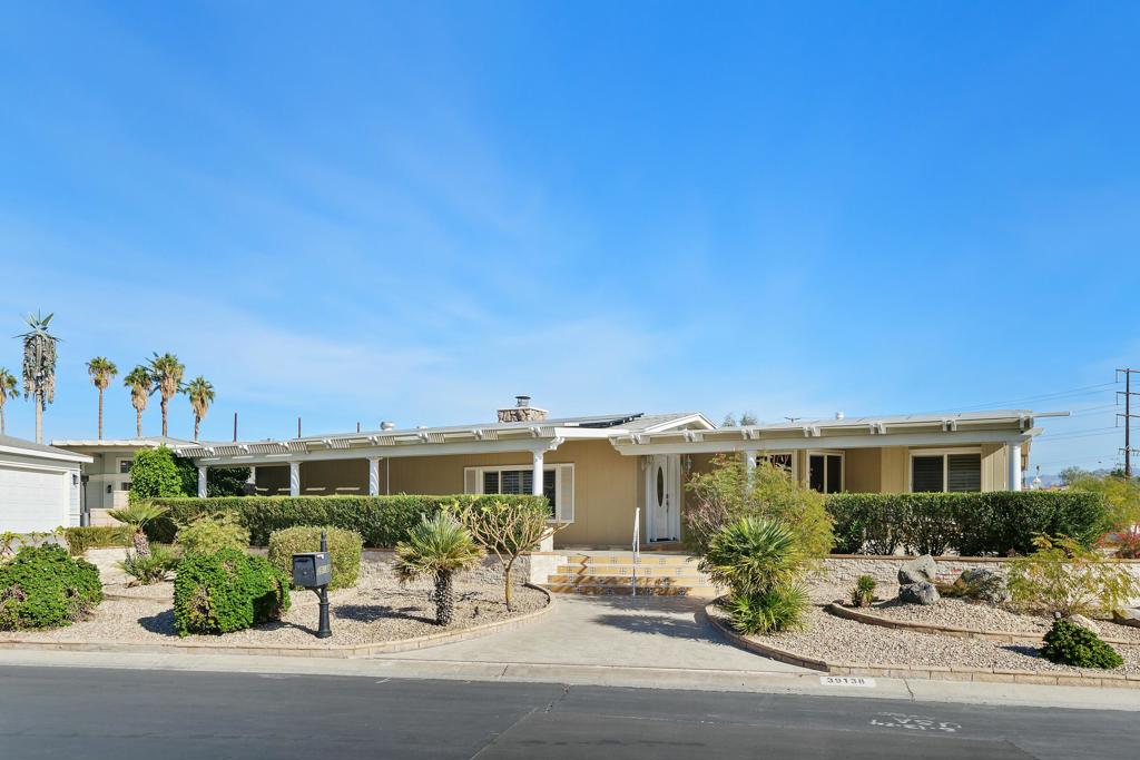 39138 Desert Greens Drive E