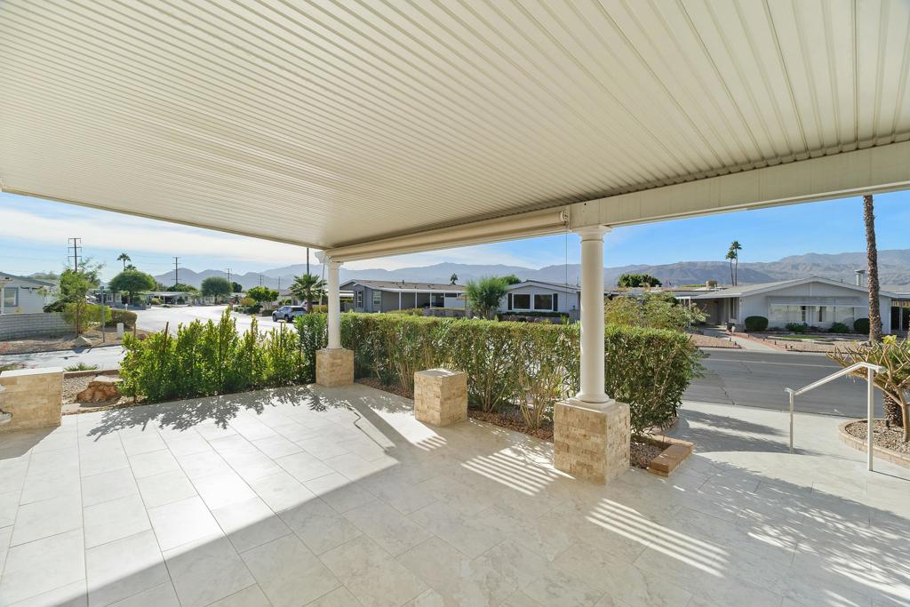 39138 Desert Greens Drive E