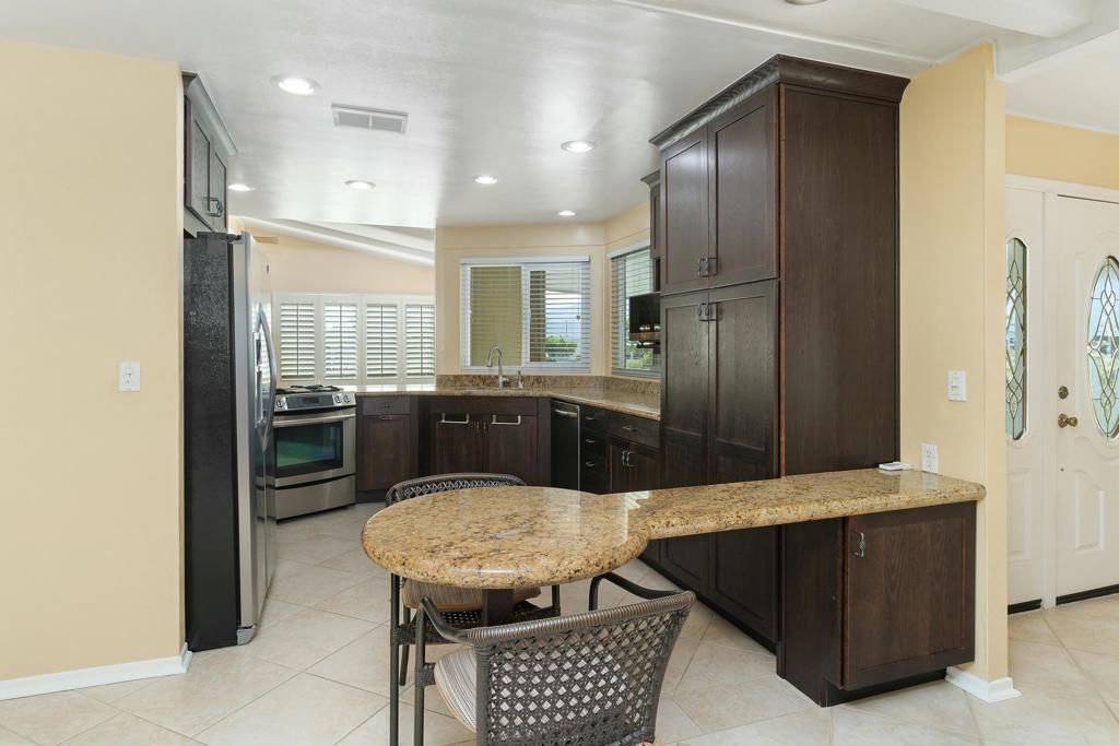 39138 Desert Greens Drive E