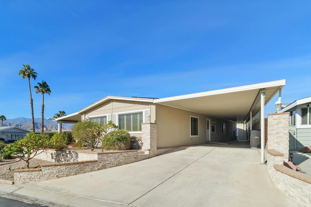 39138 Desert Greens Drive E