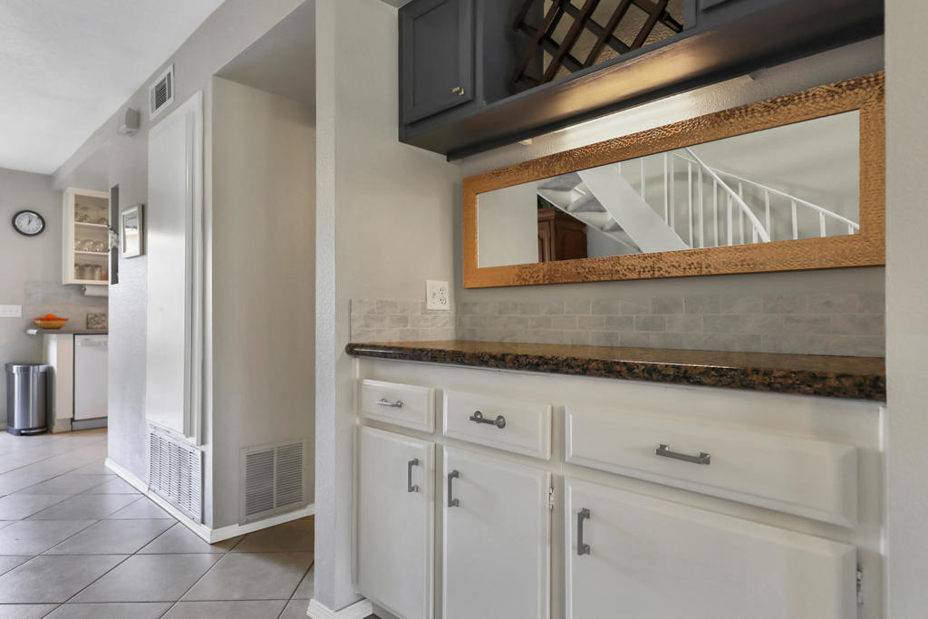 72746 Tony Trabert Lane