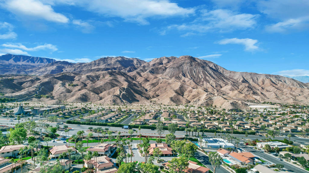 72746 Tony Trabert Lane