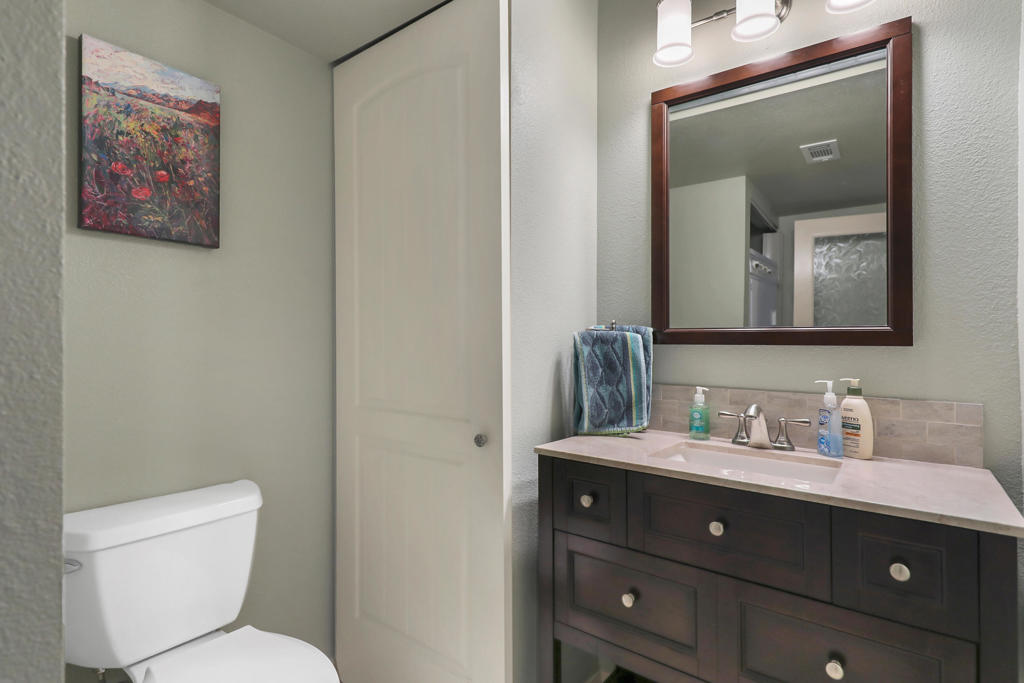 72746 Tony Trabert Lane