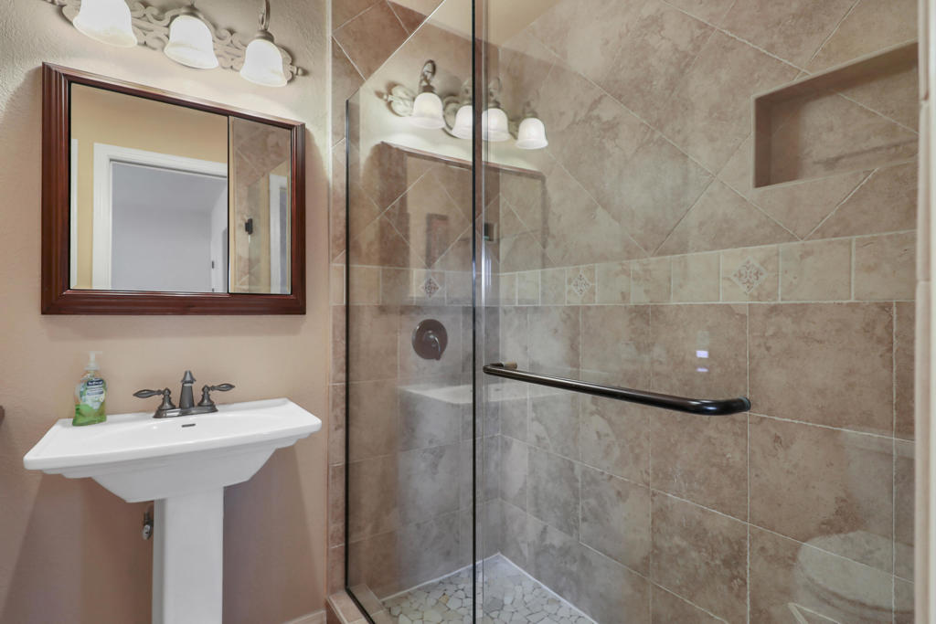 72746 Tony Trabert Lane