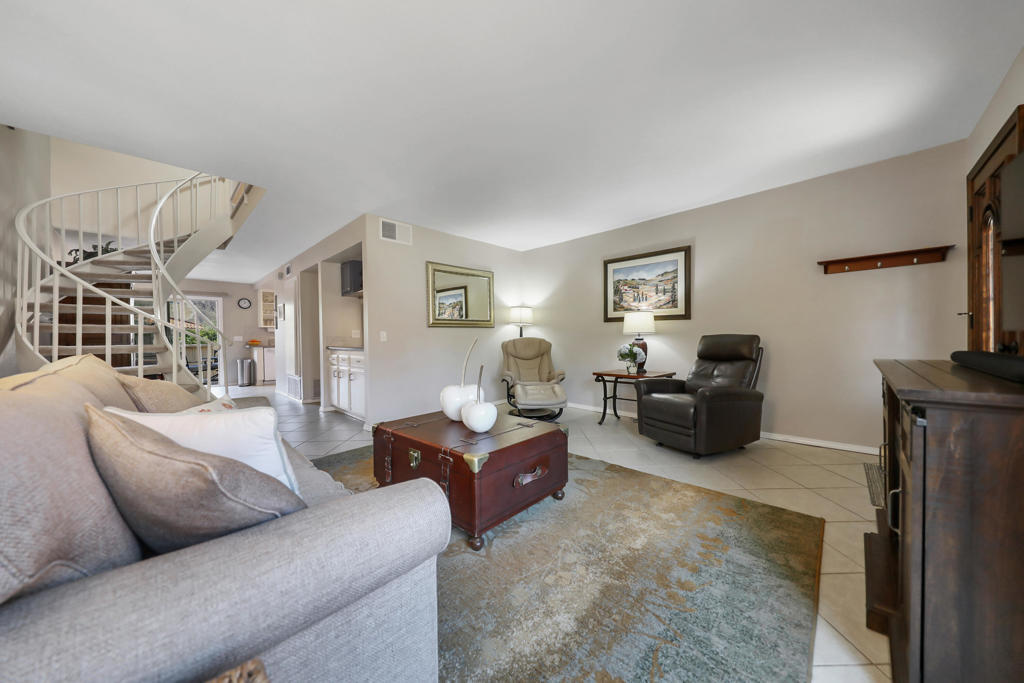 72746 Tony Trabert Lane