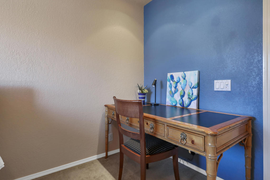 72746 Tony Trabert Lane