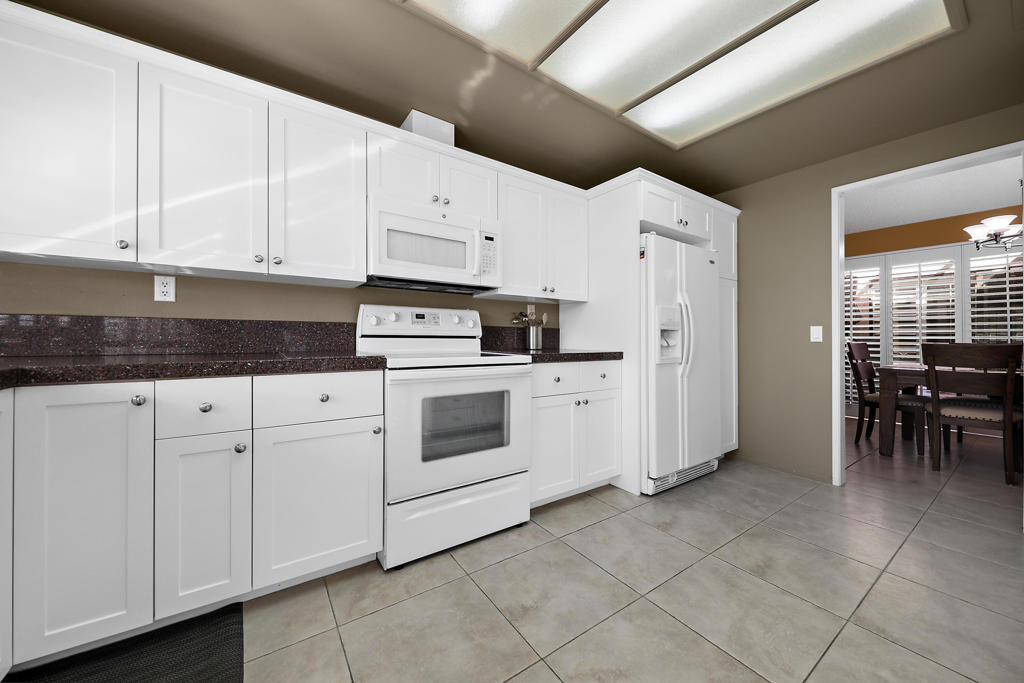 68195 Seven Oaks Drive