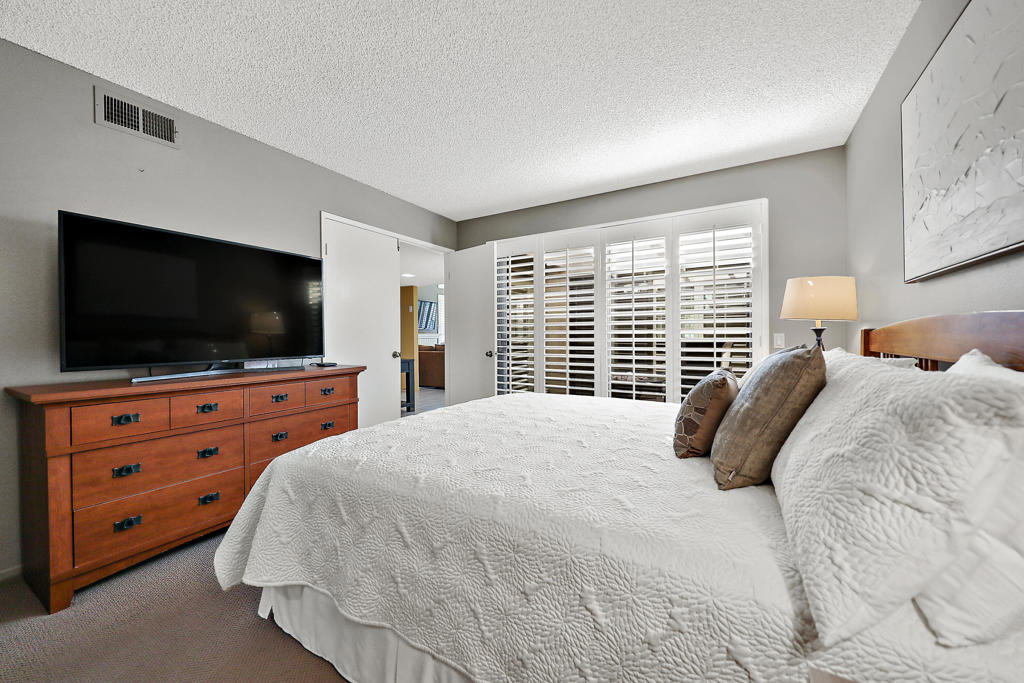 68195 Seven Oaks Drive