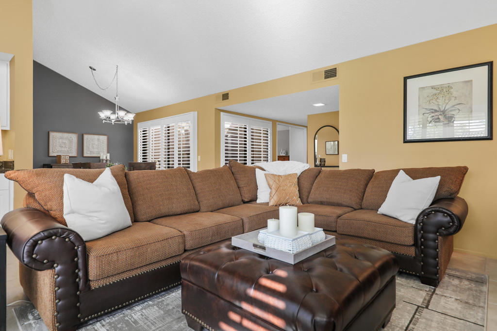 68195 Seven Oaks Drive