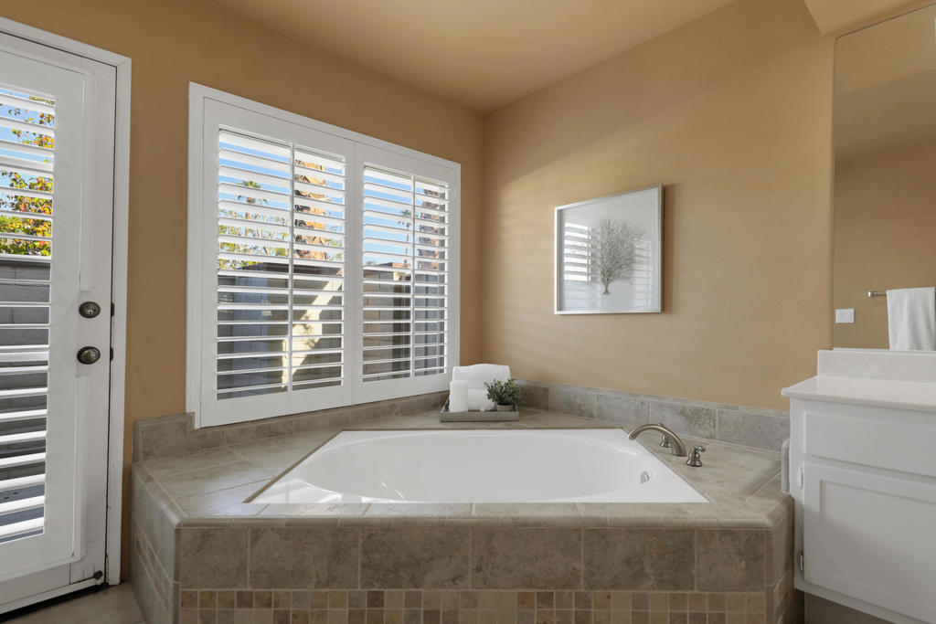 68195 Seven Oaks Drive