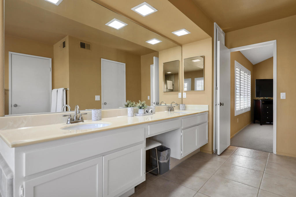 68195 Seven Oaks Drive