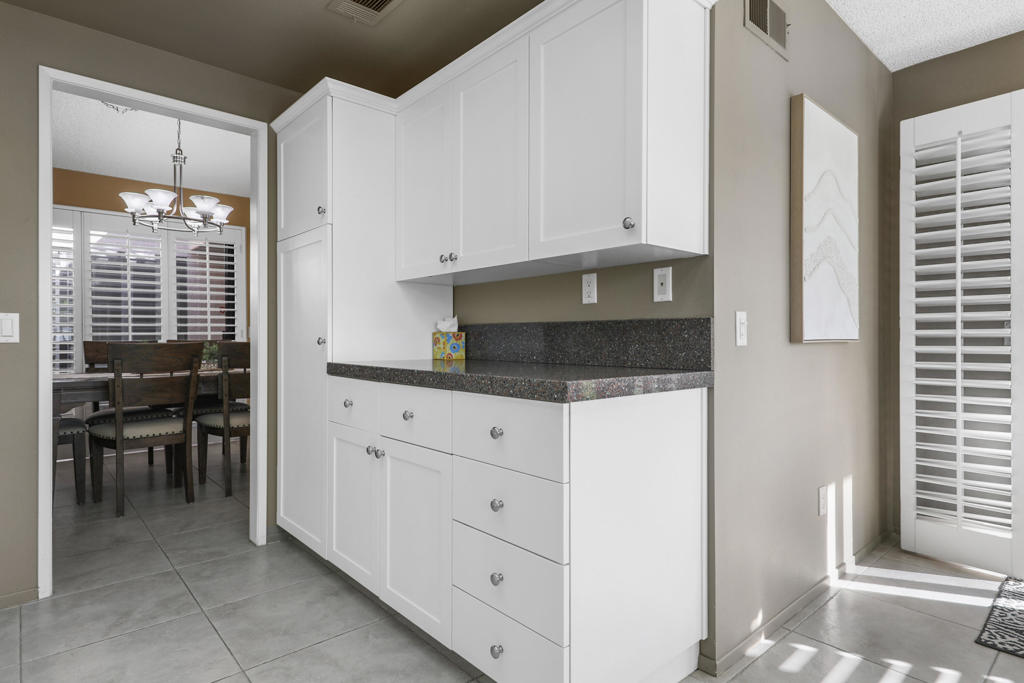 68195 Seven Oaks Drive