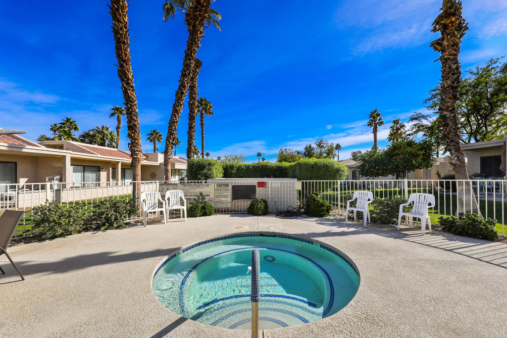 68195 Seven Oaks Drive