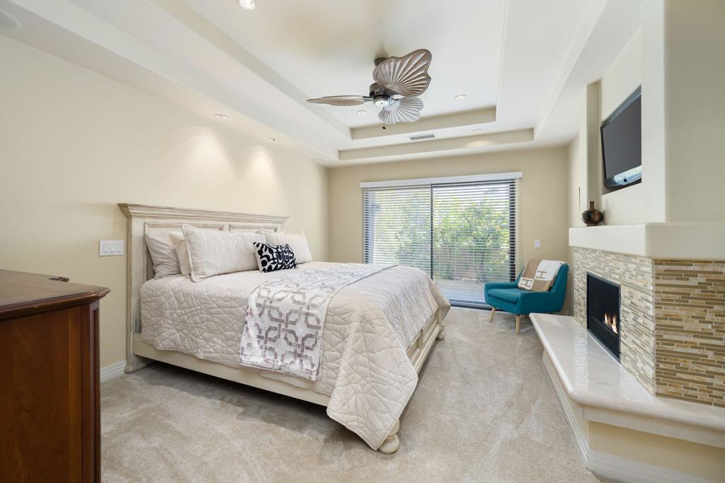 73680 Irontree Drive
